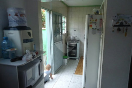 Casa à venda com 3 quartos, sendo 1 suíte, em Azulville I, São Carlos, SP