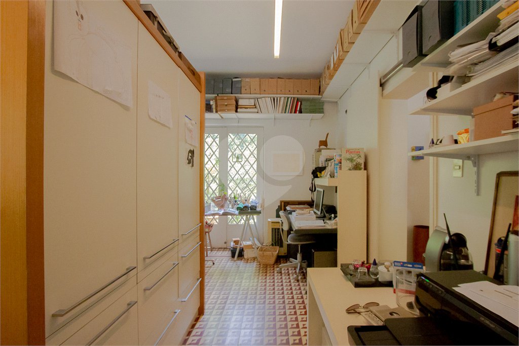 Casa à venda com 3 quartos, sendo 1 suíte,  em Campo Belo, São Paulo, SP