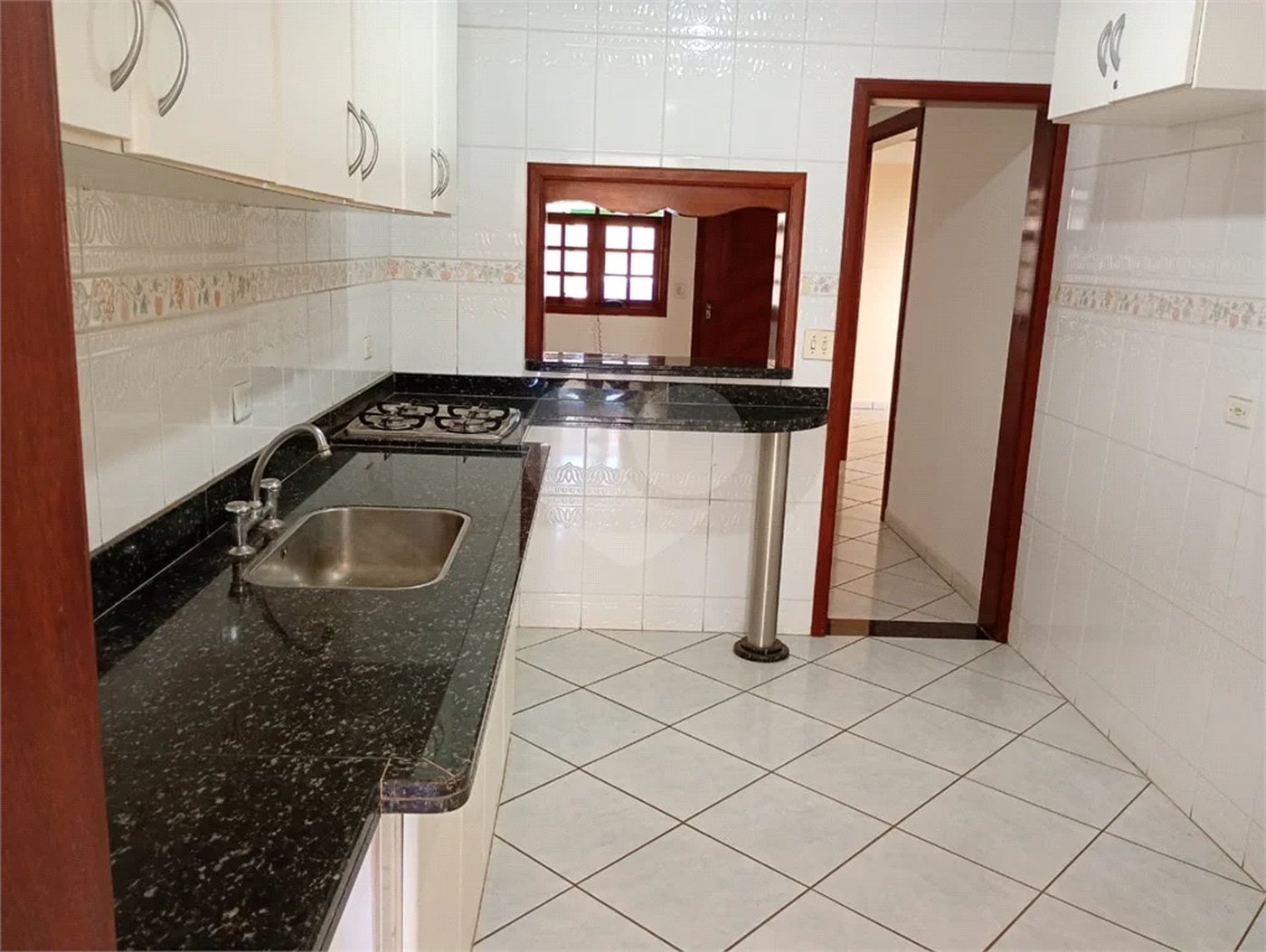 Casa térrea com edícula, com 4 dormitórios à venda no Condomínio Residencial Parque Taquaral em Piracicaba/SP.