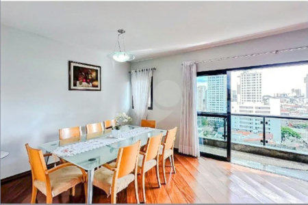 Apartamento à venda 4 dormitórios, 4 banheiros, 3 vagas, depósito. 2 aptos por andar. Torre única.No Anália Franco.