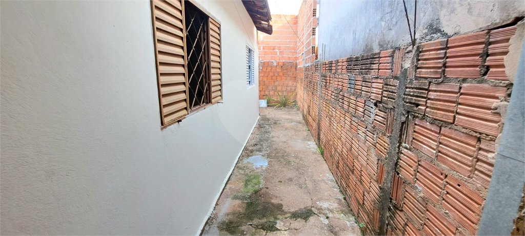 Casa ampla em bairro tranquilo – excelente oportunidade para morar ou investir!