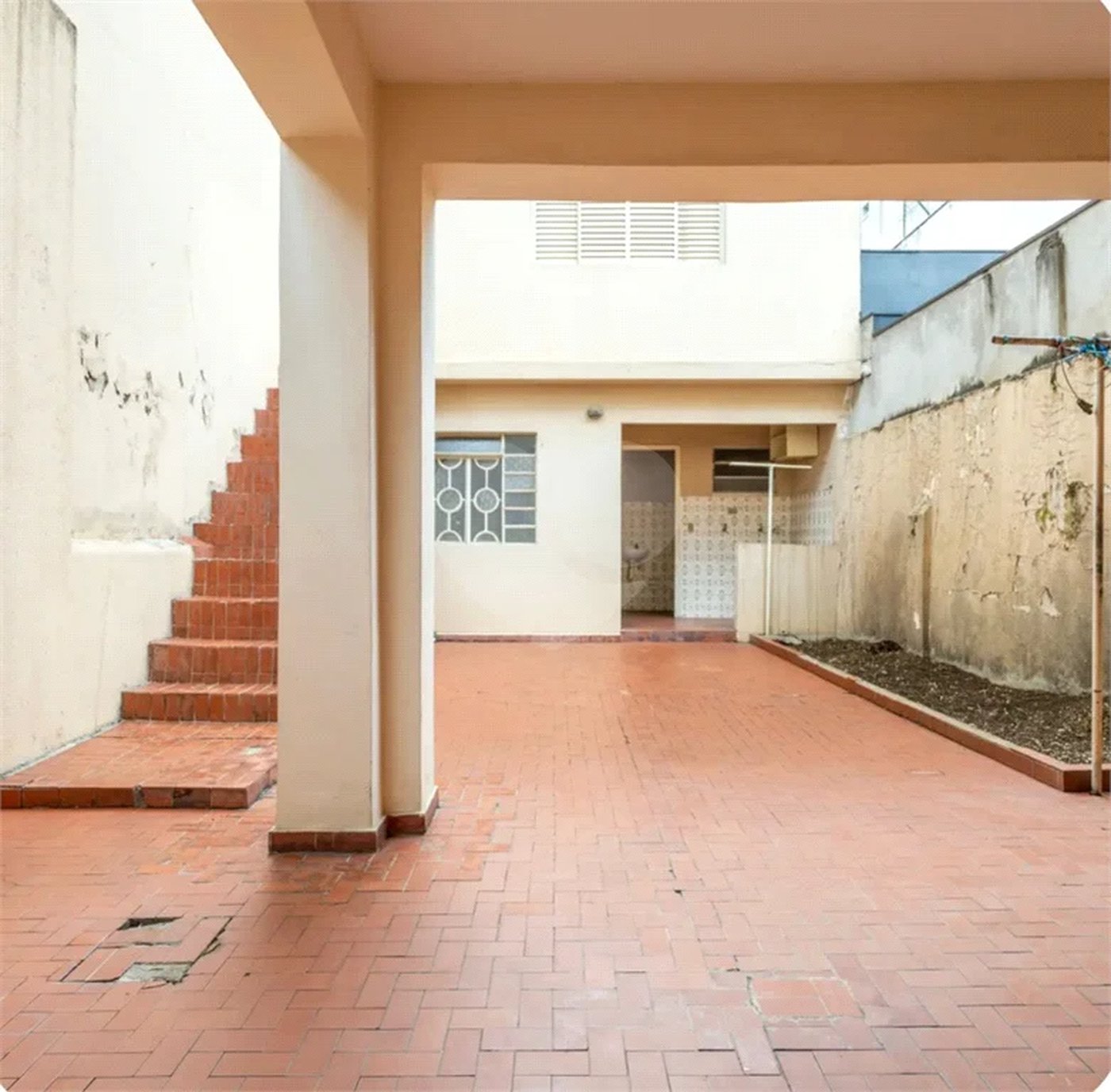 Casa com 150m², 4 quartos, 3 vagas, disponível para locação na Vila Clementino