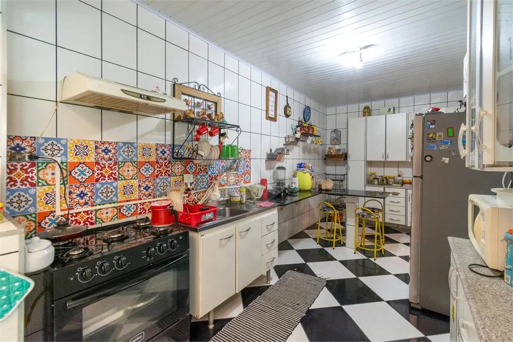 Casa à venda com 170m², 3 quartos e 2 vagas