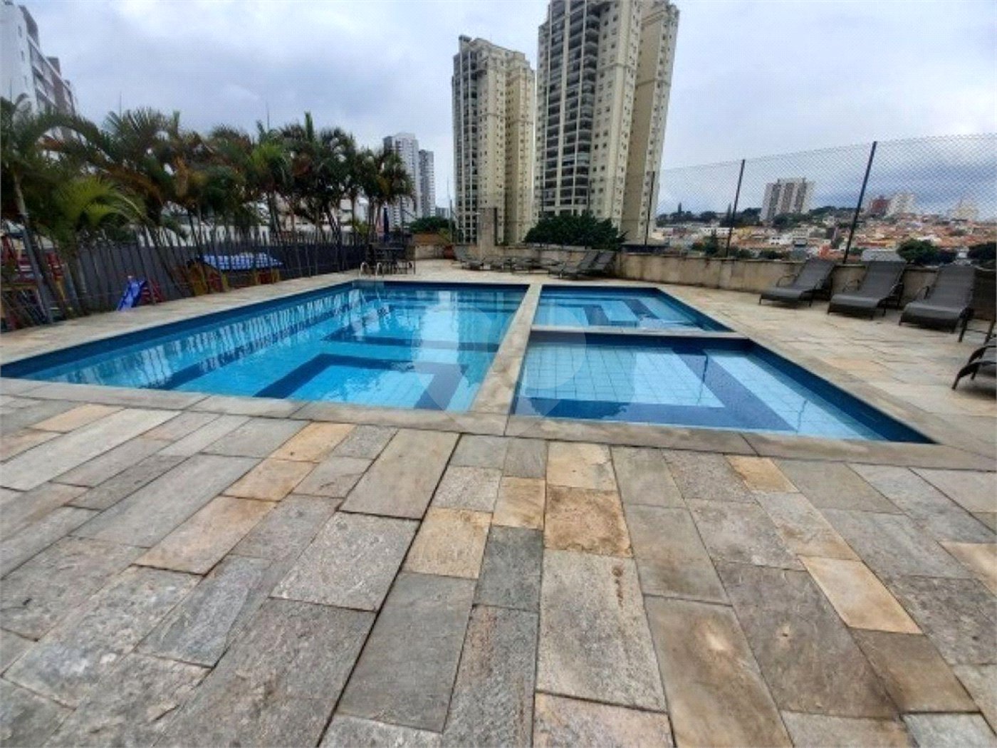 Apartamento à venda com 3 quartos, sendo 1 suíte, em Vila Santa Catarina, São Paulo, SP