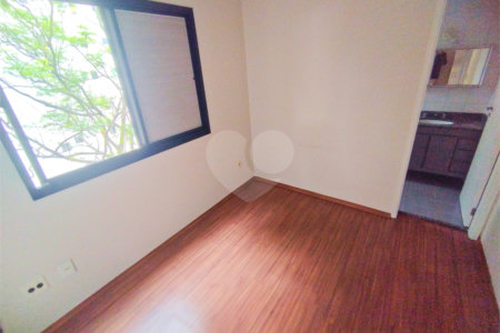 Apartamento - Próximo do metro Saúde - 2 quartos - 1 suíte - varanda - 2 vagas