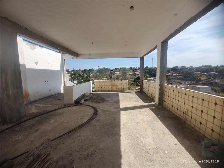 Terreno 810 metros à venda em Atibaia com projeto aprovado exclusivo de alto padrão com construção inacabada