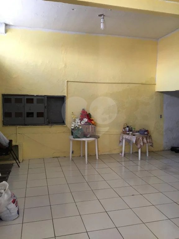 Salão comercial de 200m2 para locação na Mooca