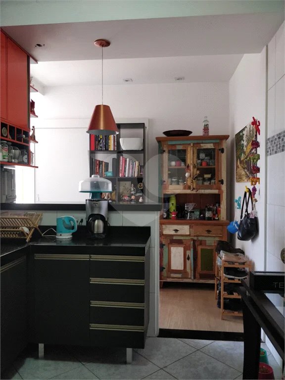 Apartamento e Sala Comercial no centro de São Paulo.