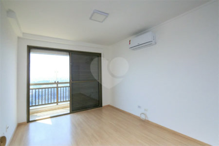 Apartamento locação Alto da Boa Vista próximo Jardim Marajoara.