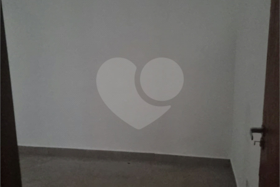 APTO COM 1 DORM NO TUCURUVI