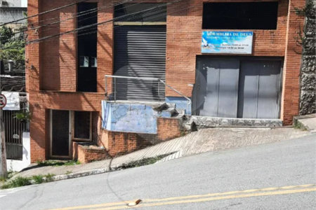 Prédio inteiro comercial á venda em Real Parque, São Paulo