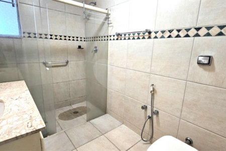 Apartamento para alugar com 3 quartos, sendo 1 suíte, em Granja Julieta, São Paulo, SP