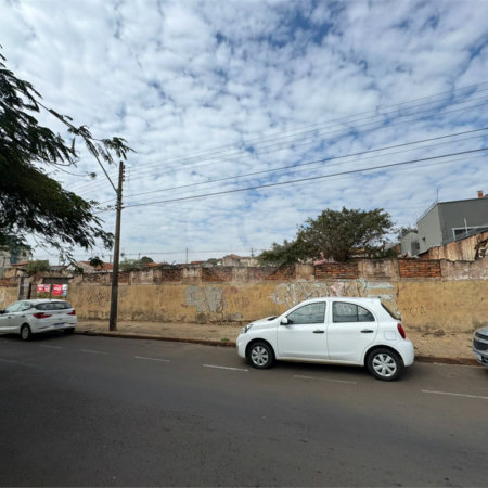 Terreno comercial de 2.100m2, no Bairro Vila Prado em São Carlos-SP