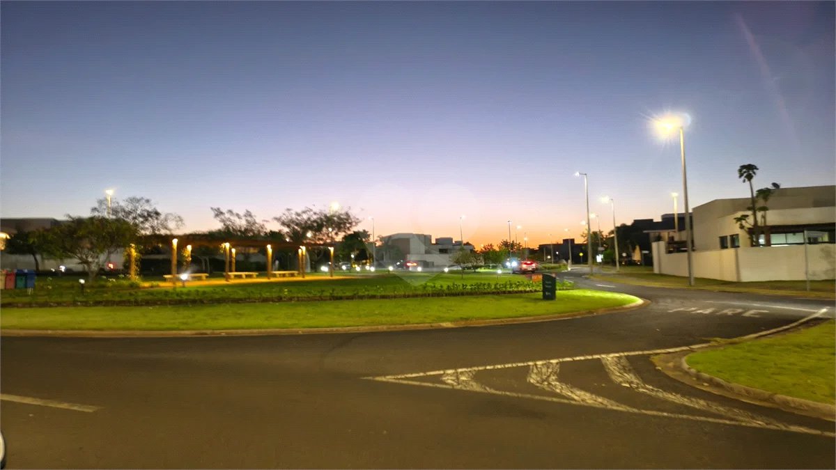 Terreno com ótima localização no Cyrela Landscape 439 Metros quadrados, próximo ao clube do condominio