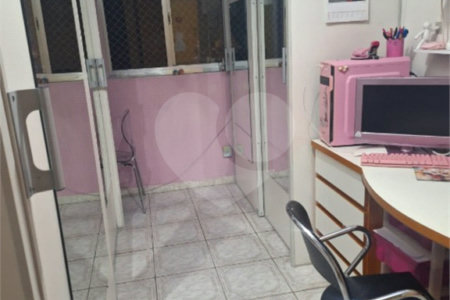 Apartamento de 1 dormitório com 42m2. sem vaga