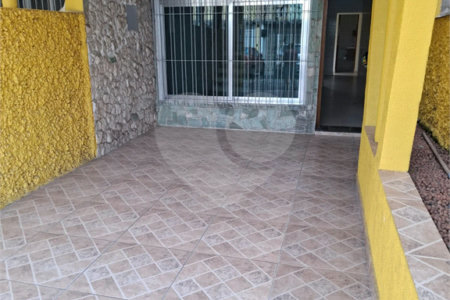 Sobrado a venda no Belem