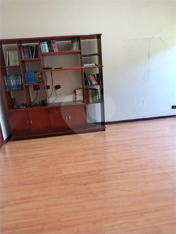Casa à venda ou para alugar com 5 quartos, sendo 2 suítes, em Jardim Dos Estados, Poços de Caldas - MG