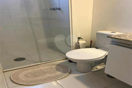 Apartamento à venda no bairro Bela Vista.