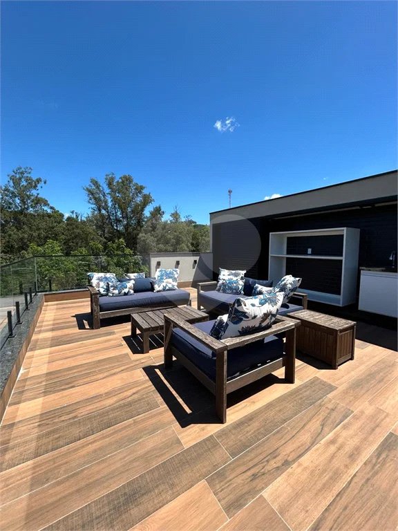 Belíssima Casa à venda com 453m², 4 suítes e 5 vagas de garagem em Atibaia!!!!