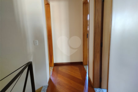 Sobrado à venda com 3 quartos, sendo 1 suíte, em Vila Mascote, São Paulo, SP