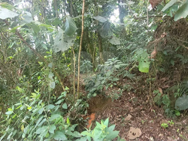 Terreno à venda em Mantiqueira, Mairiporã, SP