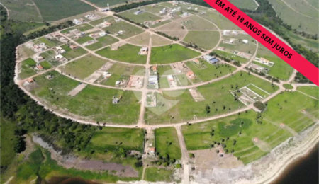 Terreno à venda no condomínio Veleiros do Piracicaba, Santa Maria da Serra - SP