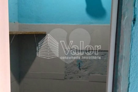 Ótimo salão comercial com uma casa no andar superior
