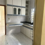 Espaçosa Casa Térrea para locação - Vila Ipojuca