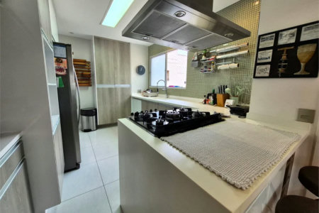 Apartamento à venda com 3 suítes em Lar São Paulo, São Paulo, SP