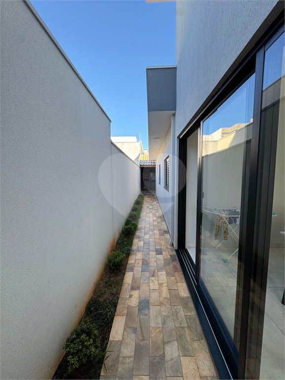 Casa à Venda no Bairro Santa Júlia – Ampla, Moderna e Bem Localizada