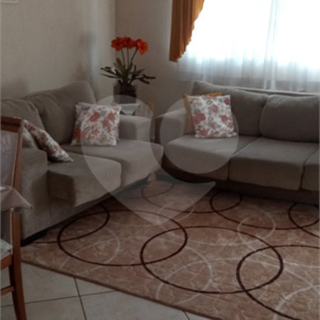 Casa a venda no Parque Fehr.