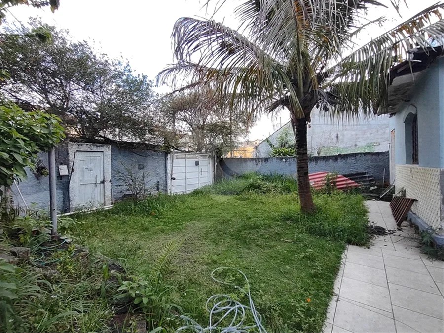 Casa Térrea de Esquina à Venda no Parque Vitória – Excelente Potencial!