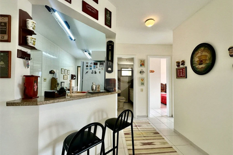 Apartamento à venda com 2 quartos, sendo 1 suíte, em Riviera de São Lourenço, Bertioga, SP