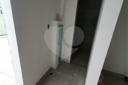 Cobertura com 100m² , 2 dormitórios , sendo 1 suíte , 1 vaga , à venda no bairro Campestre em Santo André.