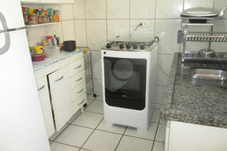 Apartamento com área útil de 72 m², 2 quartos no Bairro do Cambuci.