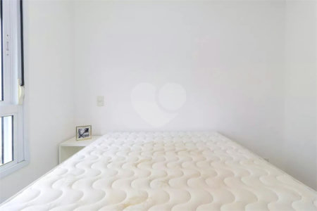 Apartamento com 43m² na região do Campo Belo em São Paulo - SP.