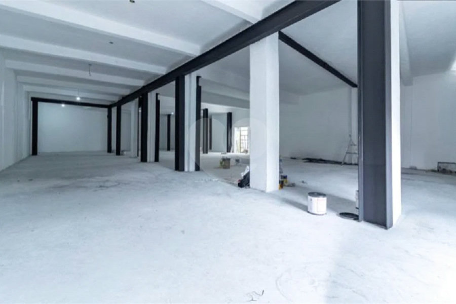 Salão Comercial Todo Reformado com 420m² Jaçanã!!!