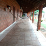 Chácara à venda. Ampla área de lazer. Aceita permuta com apartamento na praia