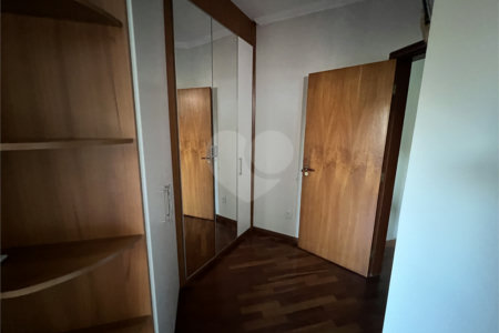 CASA COM 3 QUARTOS NO CONDOMÍNIO GRAND VILLE