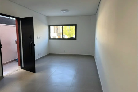 Casa à venda com 3 quartos, sendo 3 suítes, no condomínio Residencial The Square Village, Cotia - SP