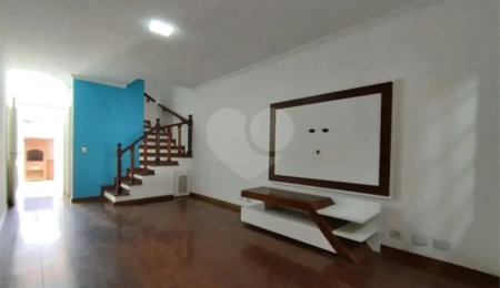 Sobrado à venda com 3 quartos, sendo 1 suíte,  em Jardim Ester, São Paulo, SP