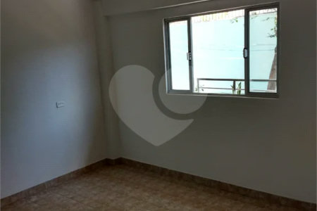 Três casas em terreno de 402m² , à venda no bairro Barcelona em São Caetano do Sul.