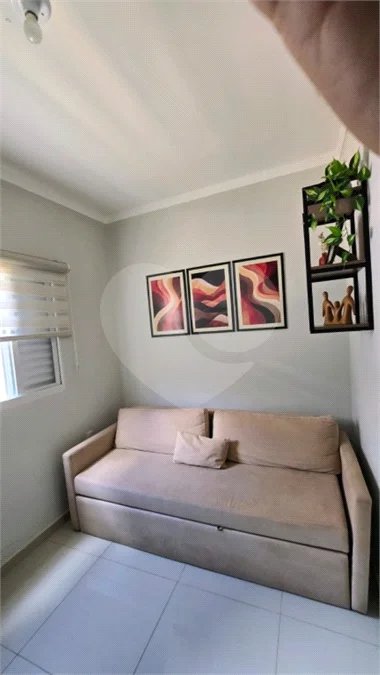 Casa em condomínio Alvorada em Araraquara com 3 dormitórios e piscina