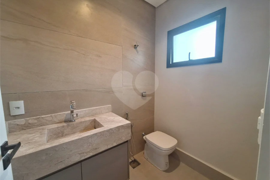Casa NOVA com 03 suítes , piscina e condomínio com lazer completo!