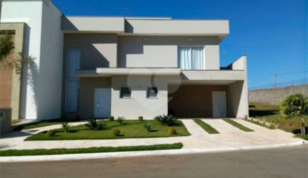 Casa à venda com 3 suítes no condomínio Golden Park, Hortolândia - SP