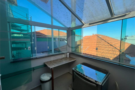 Sobrado à venda com 3 suítes em Vila Oratório, São Paulo, SP