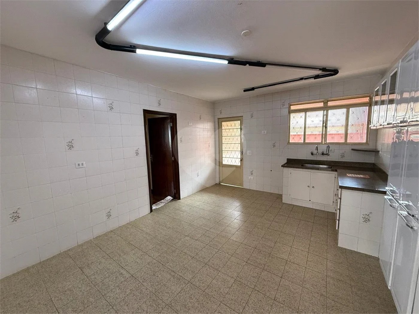 Excelente Casa de Esquina na Vila Monteiro – Oportunidade para Moradia ou Comércio