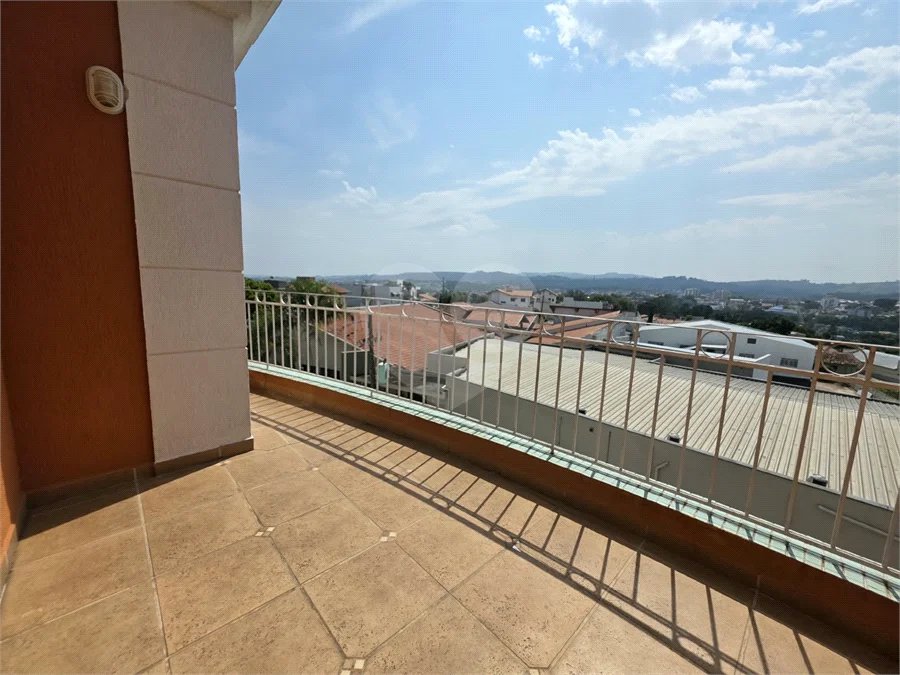 Apartamento / Cobertura Duplex a Venda no Edifício Roma em Vinhedo/SP