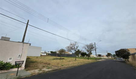 Terreno à venda em Jardim de Cresci, São Carlos, SP