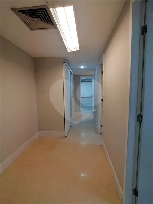 SALA COMERCIAL, 106m2, NO PARAISO